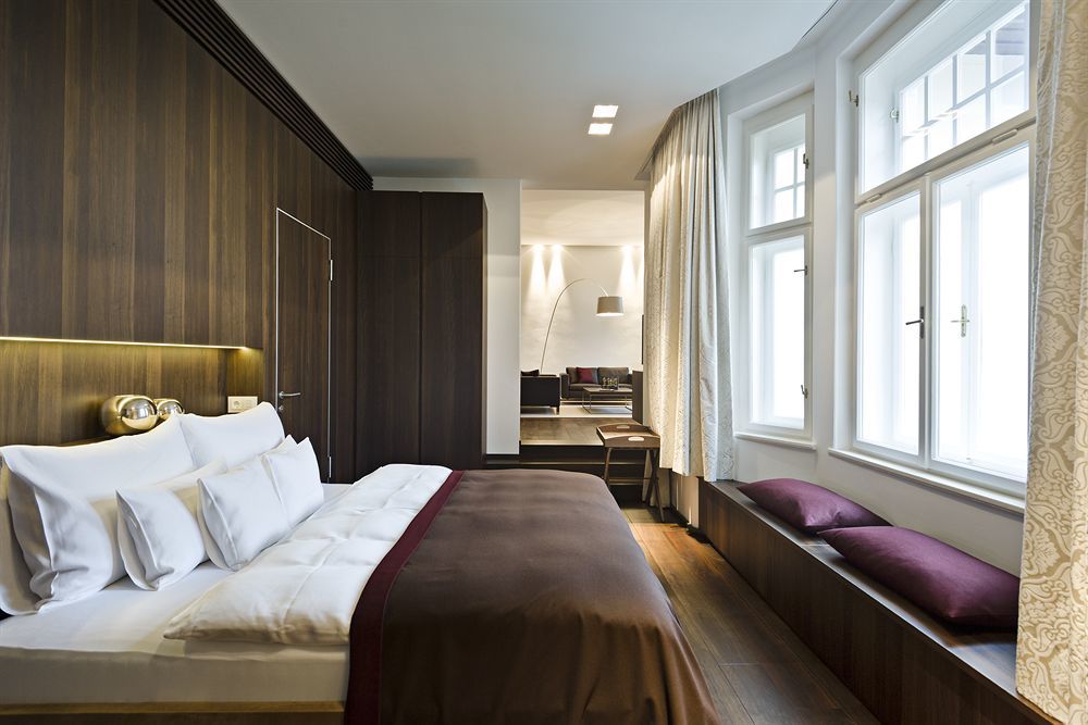 Tauroa Steirerschloessl Hotell Zeltweg Eksteriør bilde